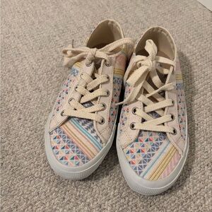 Inkkas Multicolor Geometric Sneakers
